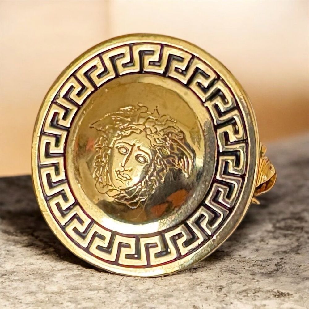 Vintage Versace Gold Medusa Pin Brooch Iconic Logo Made in Italy - Picture 4 of 7